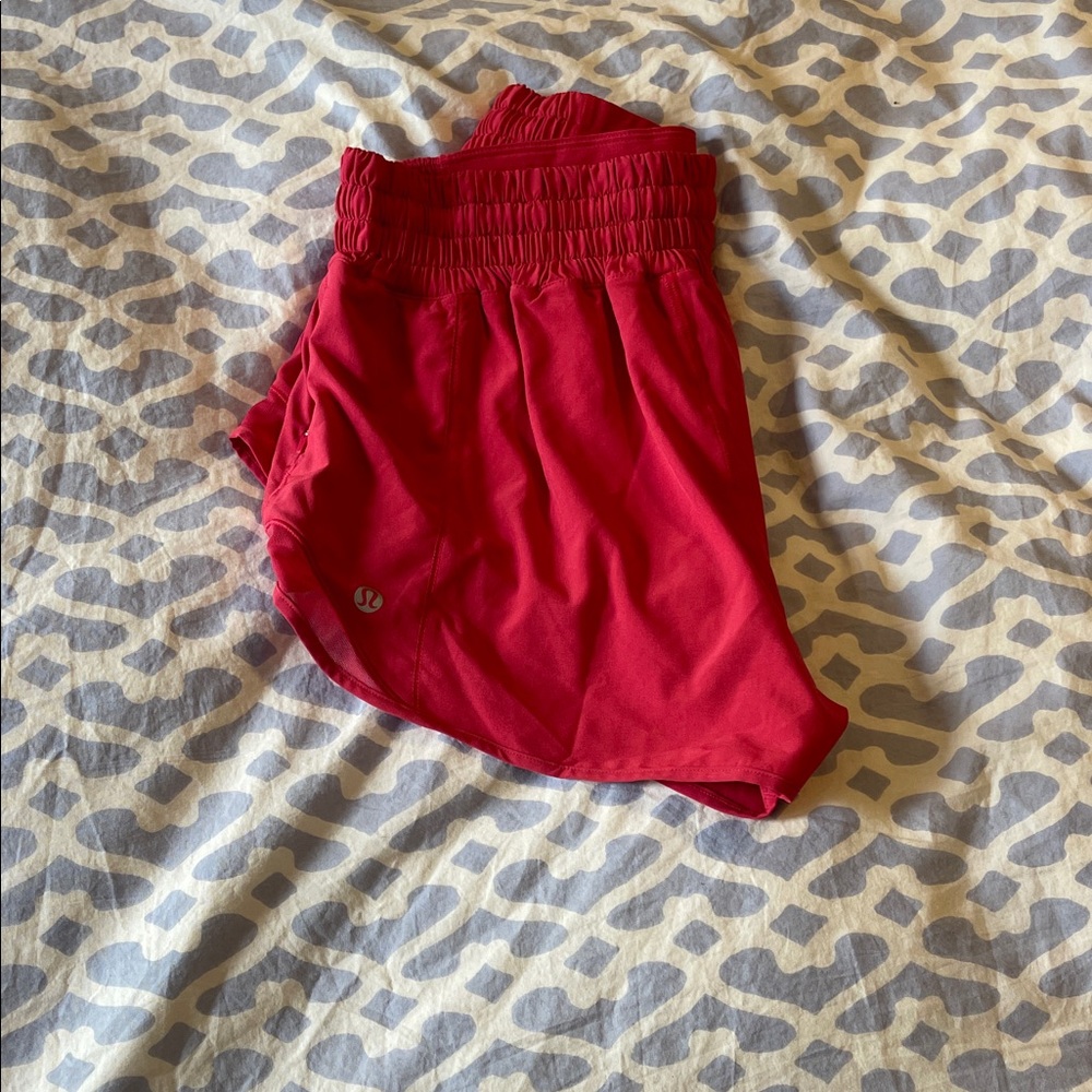 lululemon hotty hot high rise shorts